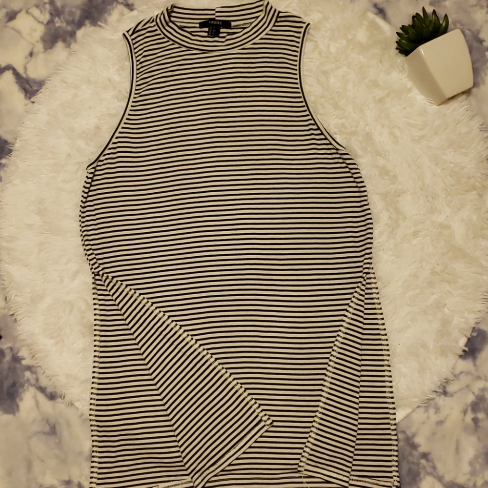 White and black stripes long top